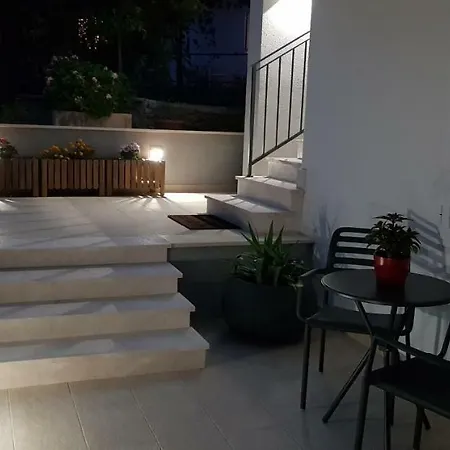 Apartment Grozdana *
